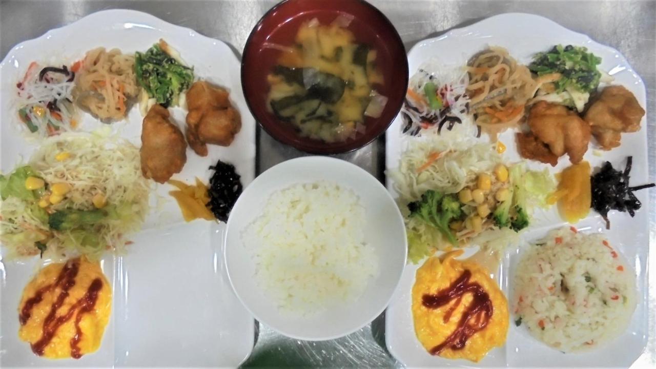 Toyoko Inn Kintetsu Yokkaichi Eki Kita Guchi Екстер'єр фото