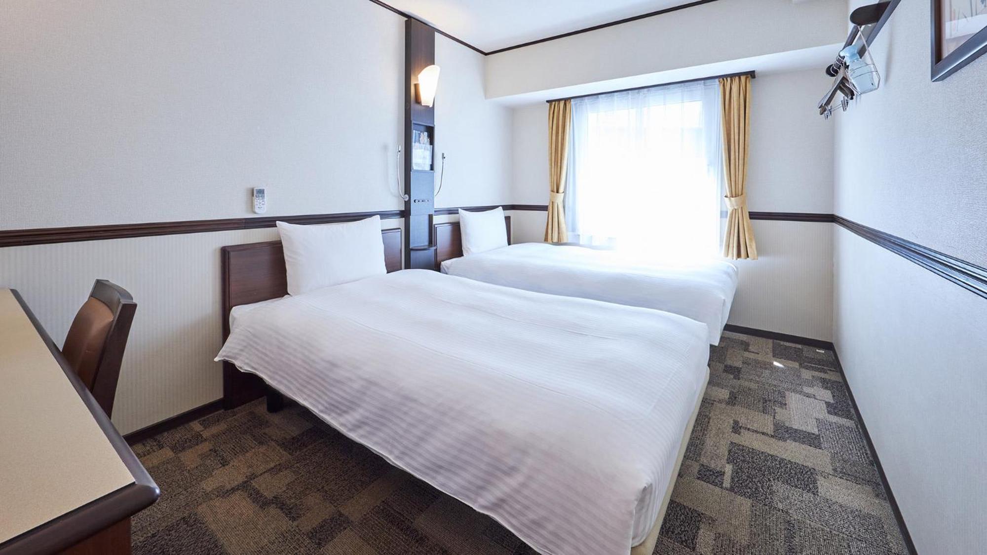 Toyoko Inn Kintetsu Yokkaichi Eki Kita Guchi Екстер'єр фото